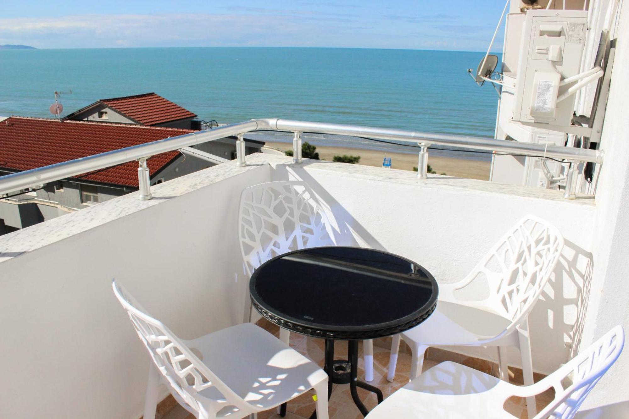 1 Bedroom 839 Durrës